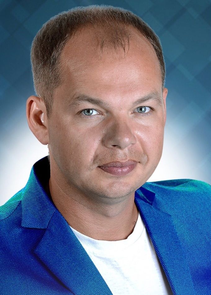 Алексей Брянцев