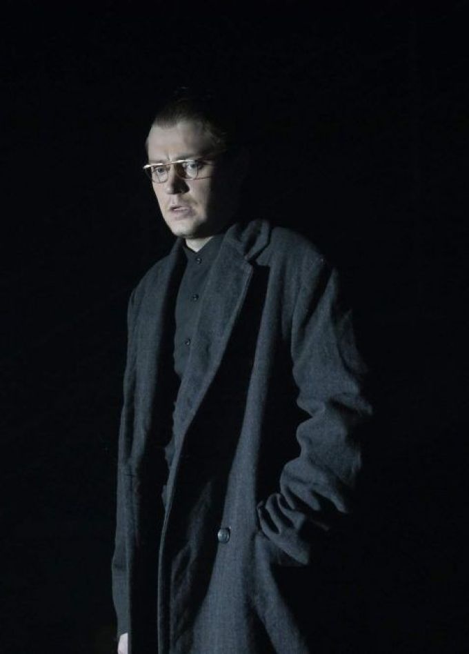 Спектакль «Генерал и его семья»