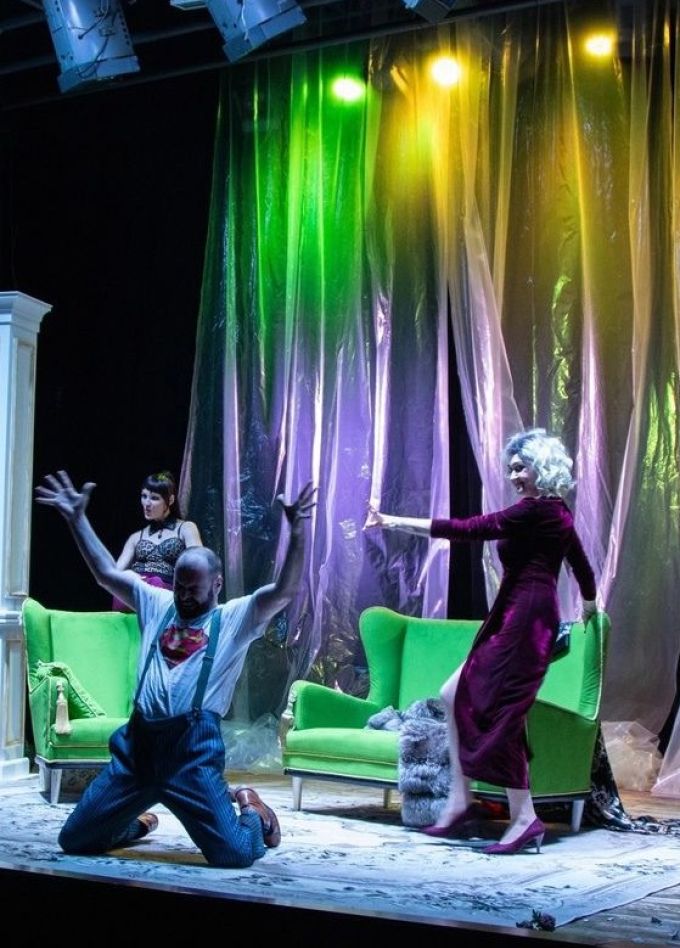 Спектакль «Декоратор»