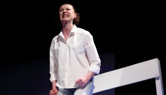 Спектакль «А рыбы спят?»