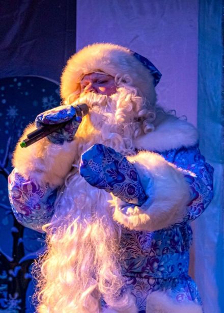 Спектакль «Новогодние приключения Маши и Вити»