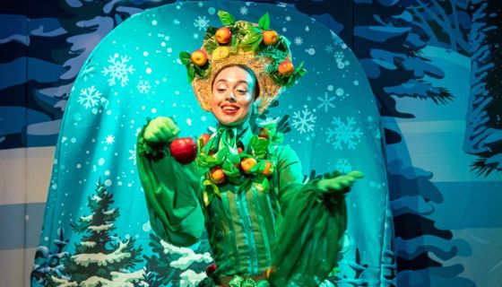 Спектакль «Новогодние приключения Маши и Вити»