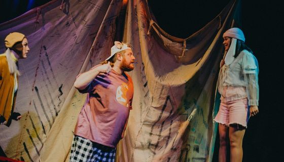 Спектакль «Тайное общество домашних животных встречает Новый год»