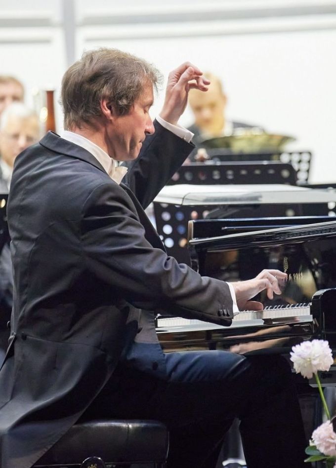 Николай Луганский