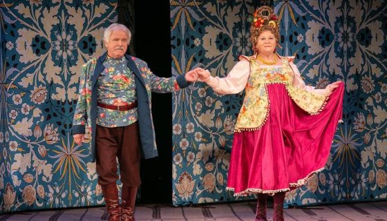 Спектакль «Не в свои сани не садись»