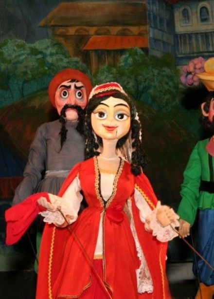 Спектакль «Ханума»