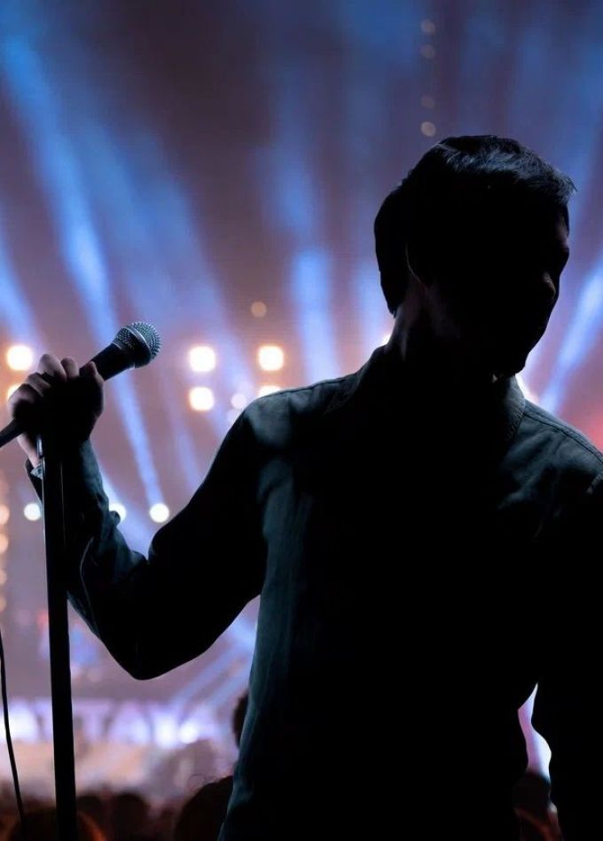 Павел Любимцев