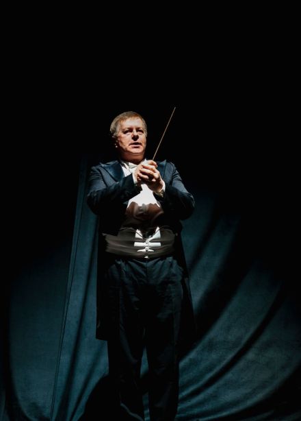 Спектакль «Фальшивая нота»