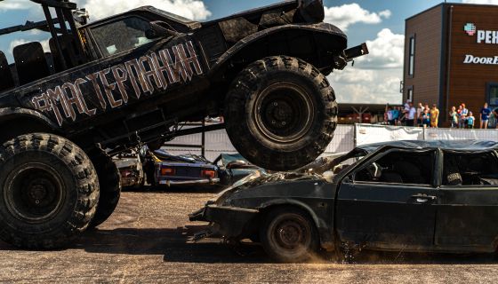 Шоу каскадёров «Русский форсаж»