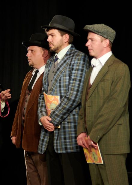 Подходцев и двое других