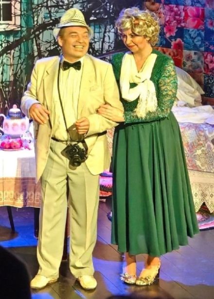 Дыроватый камень