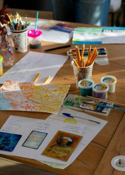 Путешествие в мир искусства через арт-терапию