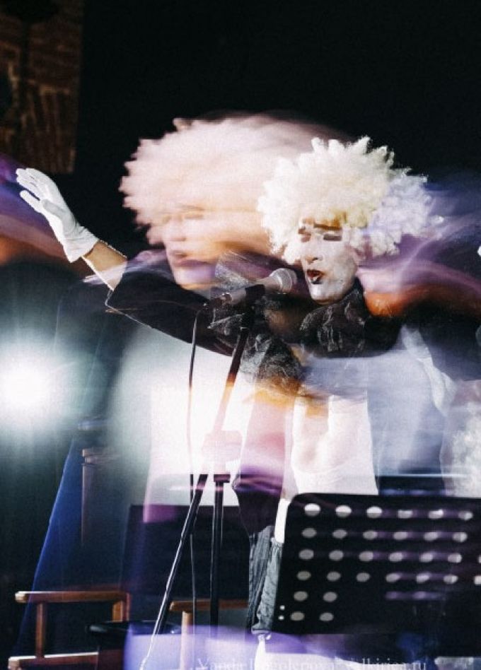 Спектакль «Роман с эмигрантом»