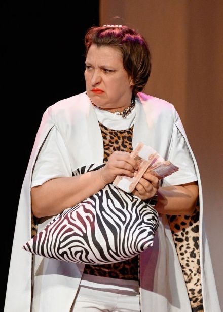 Спектакль «Плохие девчонки»