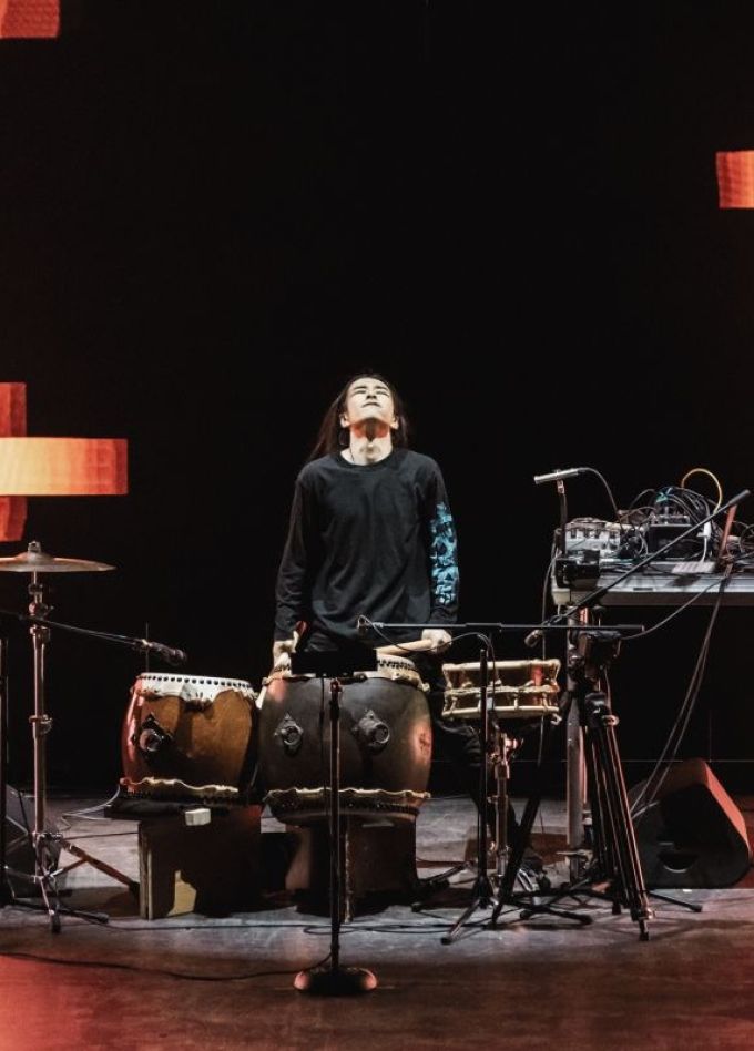 Фестиваль «Intervals». AV Perfomances: Arthew0 x Shihua Ma