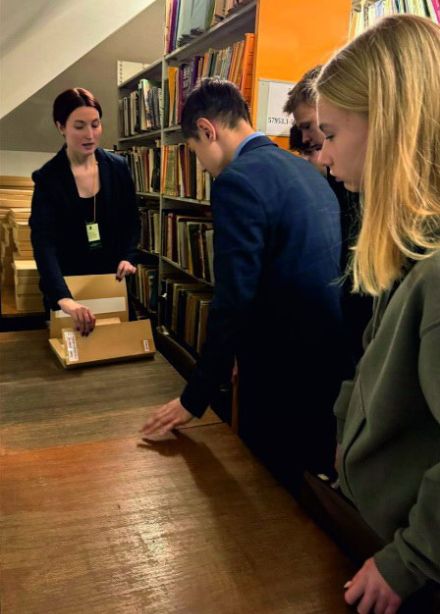 Закулисье Нижегородской Ленинки: Экскурсия