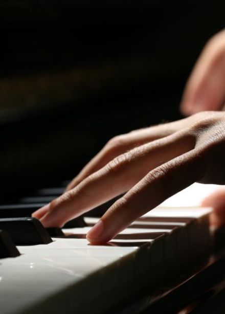 Лекция с музыкальными зарисовками