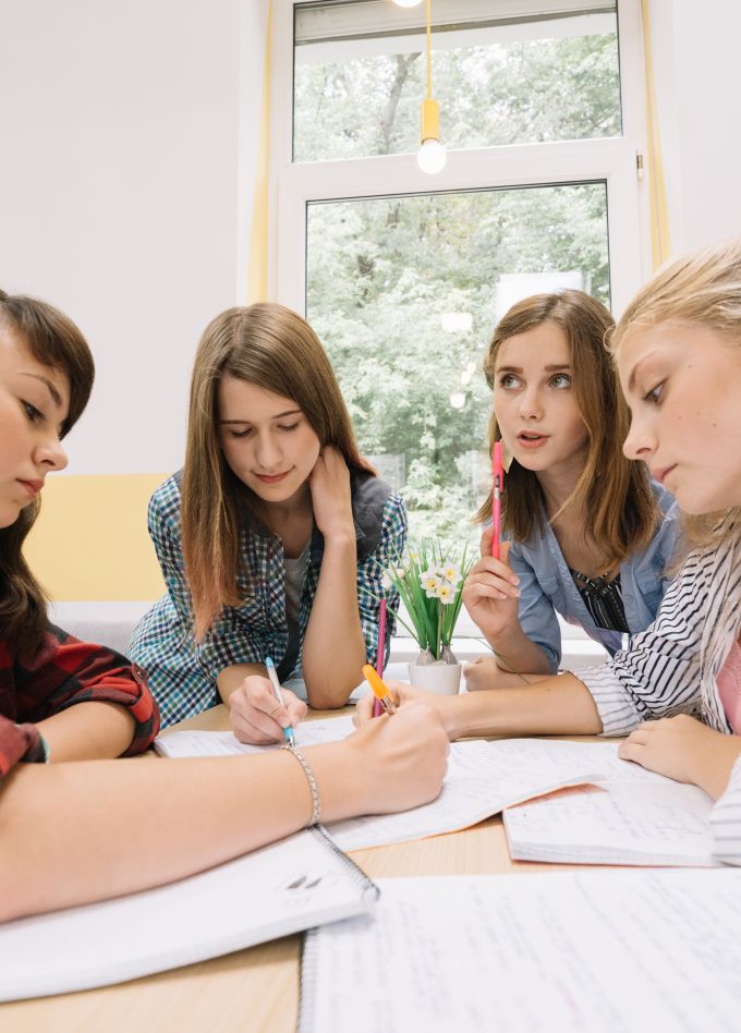 12 записок. Хроники квартала