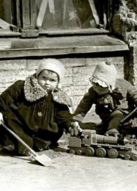 Игры и игрушки времен Великой Отечественной войны 1941-1945 гг. Тематическое мероприятие