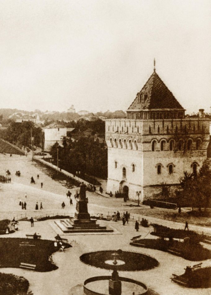 Нижний в объективе: история в фотографиях. Арт-медиация к выставке.